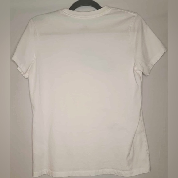 The Nike Tee Size Medium - Picture 3 of 3